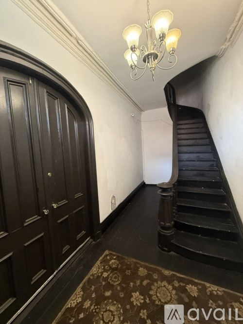 2 Bed, 1 Bath Apartment with Office — Troy, NY photo 2