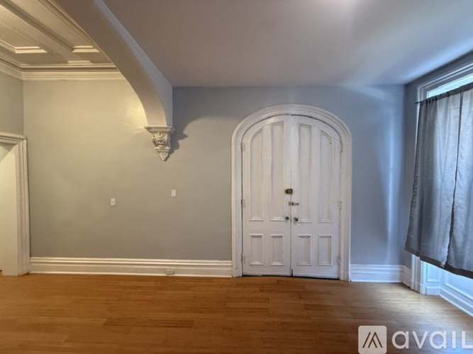 2 Bed, 1 Bath Apartment with Office — Troy, NY photo 3