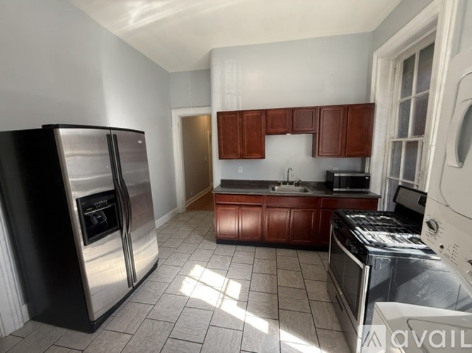 2 Bed, 1 Bath Apartment with Office — Troy, NY photo 15